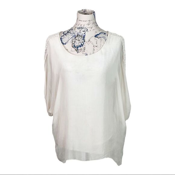 SILK Blouse with lace Accents - Picture 5 of 12